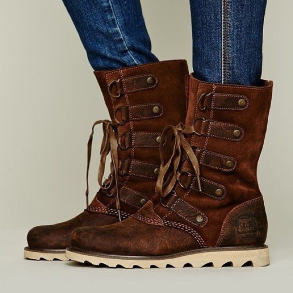 Sorel scotia leather lace up boots
